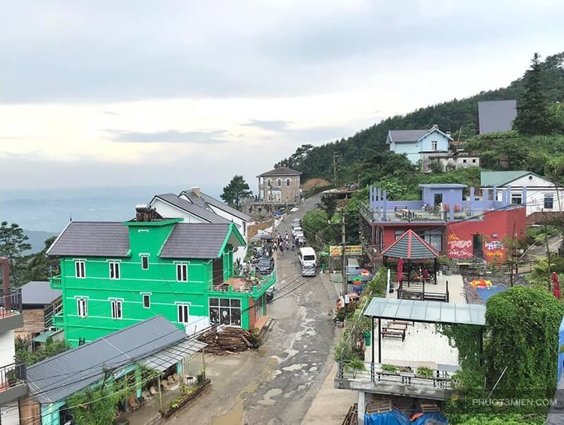 nhà bên suối homestay